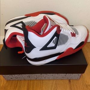 Jordan 4 Fire red OG’s